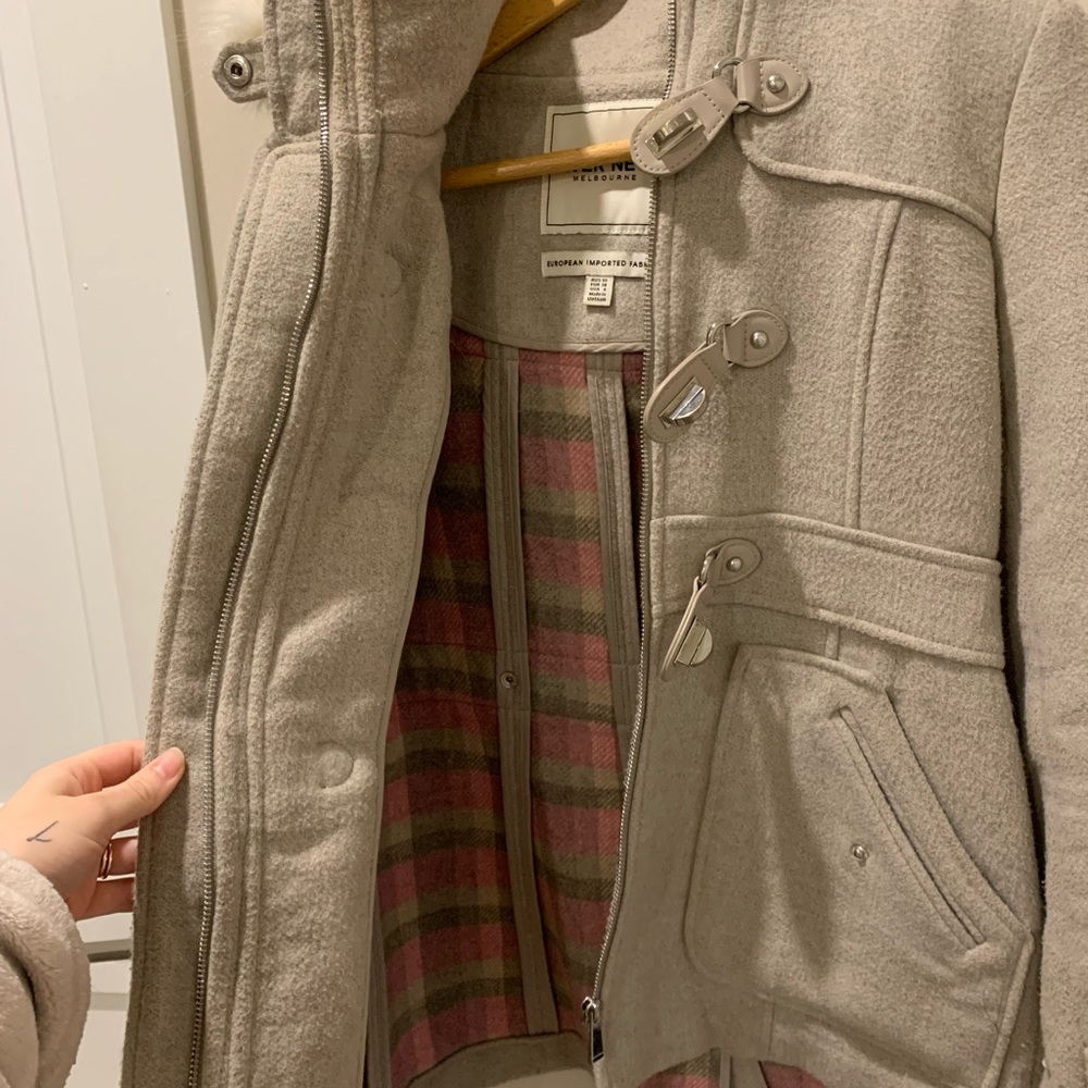 jacket - Picture 2 of 6